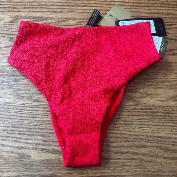 VIX Bela Hot Pants High Waist Bikini Bottom Size 8 Textured Red NWT - Picture 3 of 5